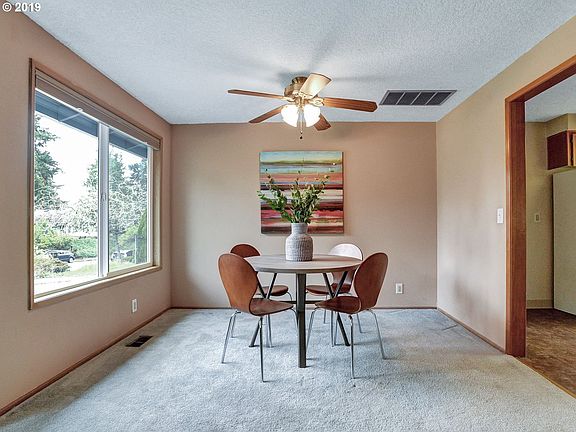 4th image of 4524 SE Cottonwood Ct