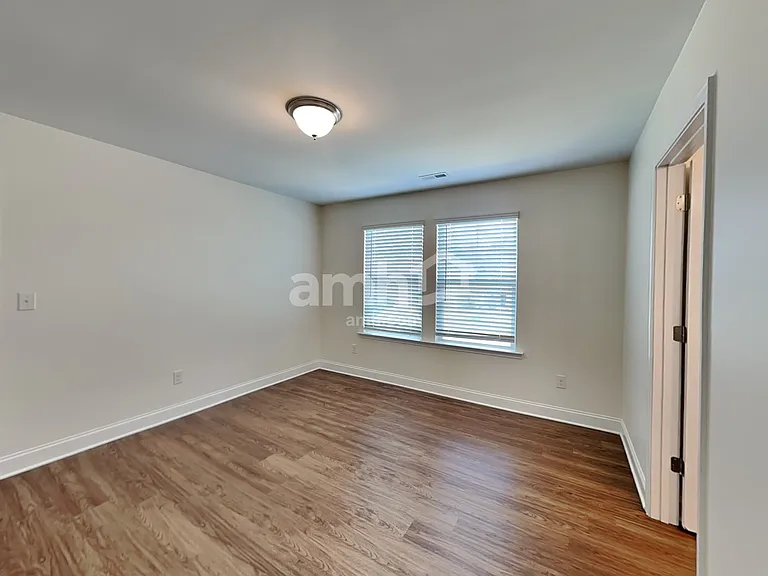 4911 Trayton Ave — Photo 17