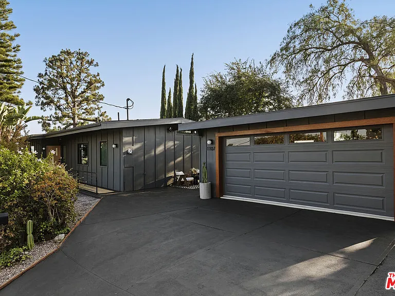 1107 Le Gray Ave — Photo 33
