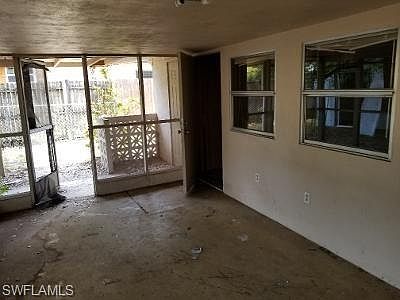 4th image of 321 Dexter Dr