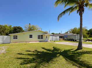 2624 S 27th St, Fort Pierce, FL 34981