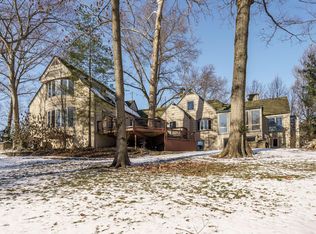 3445 W Henderson Rd, Columbus, OH 43220