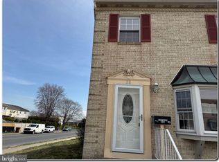 28 Lincoln Pl, Whitehall, PA 18052