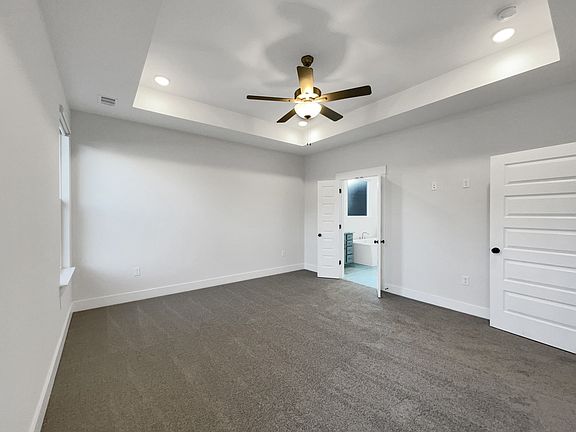 5th image of 2631 Kingfisher Dr