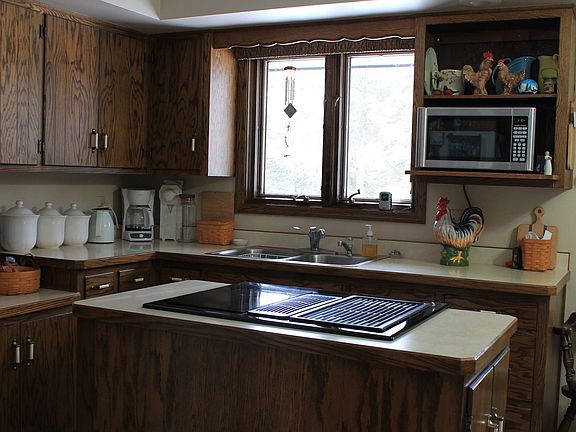 5th image of 62142 245th St