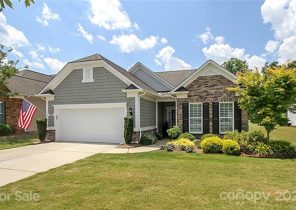 1st image of 2083 Kennedy Dr