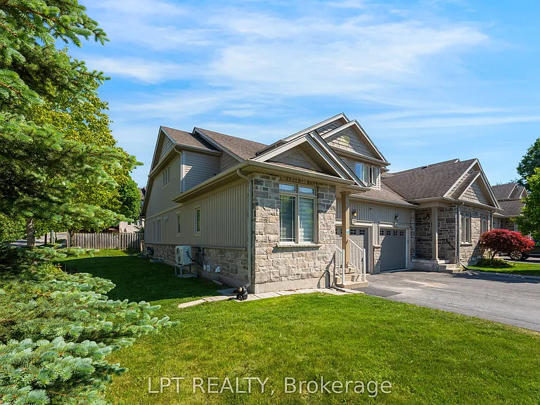 795 Laurelwood Dr #13 — Photo 1