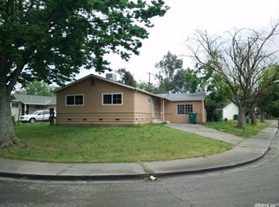 2408 E 6th St, Stockton, CA 95205