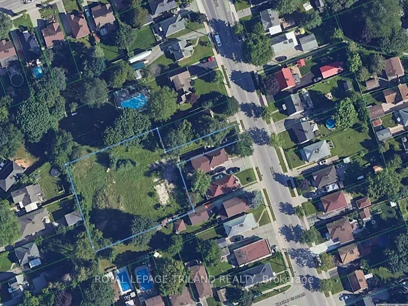 459 Hale St, London, ON N5W 1G6