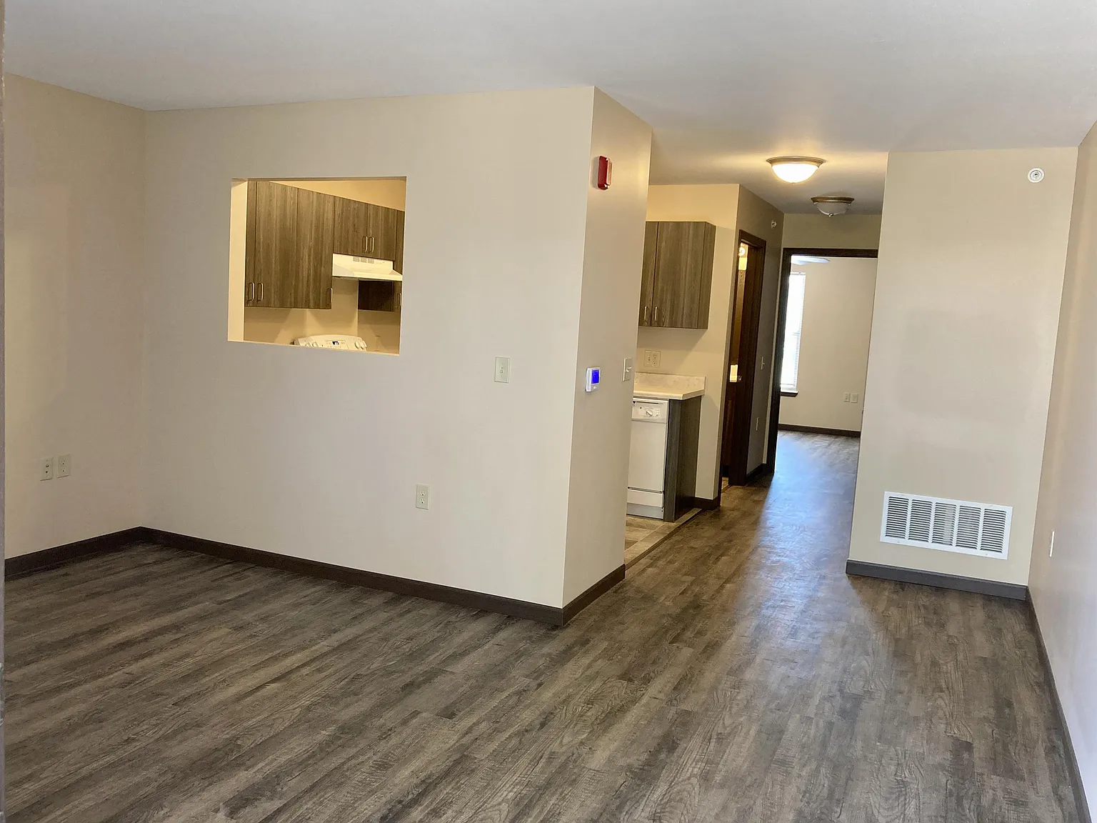 Casson Homes LLC, 507 Southwest 6th Avenue - 001 — Photo 3