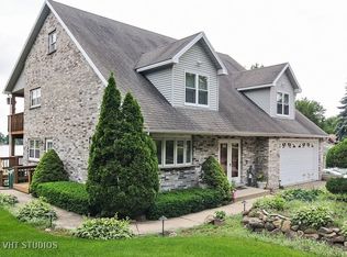 36935 N Nathan Hale Dr, Lake Villa, IL 60046