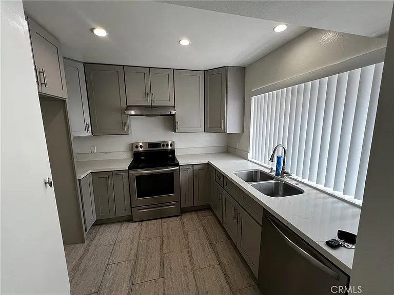 18511 Mayall St #A — Photo 4