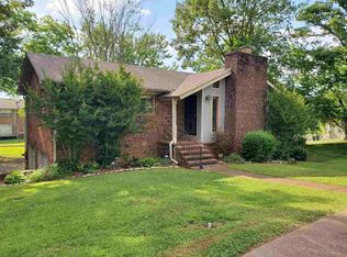 593 Wallace Rd, Jackson, TN 38305