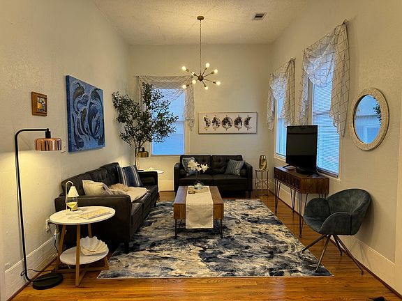 4th image of 412 12th St
