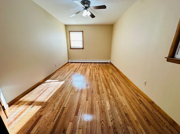 126 West 25th Street image 7 of 11