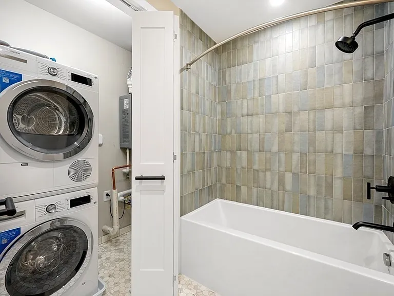 70 Leo M Birmingham Pkwy #306 — Photo 8