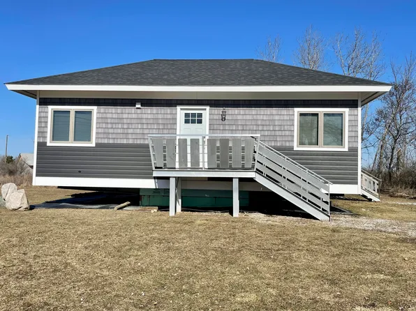 20780 Cedar St, Onaway, MI 49765