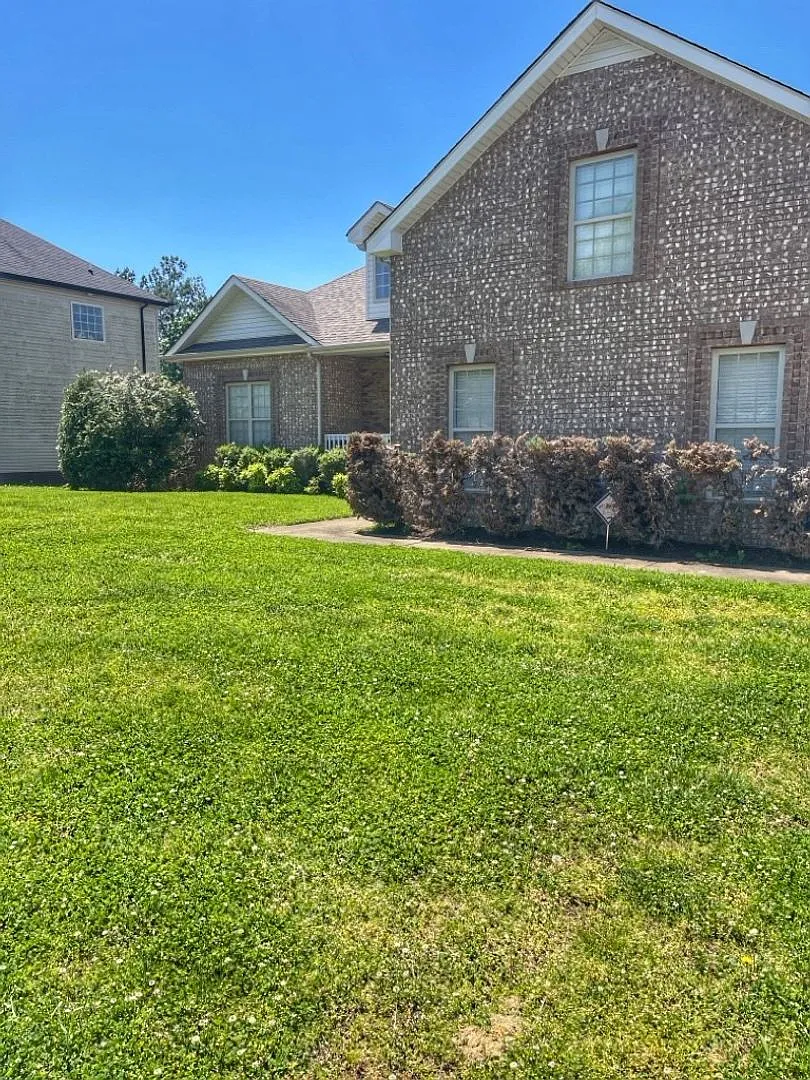 1320 Vantage Court — Photo 3