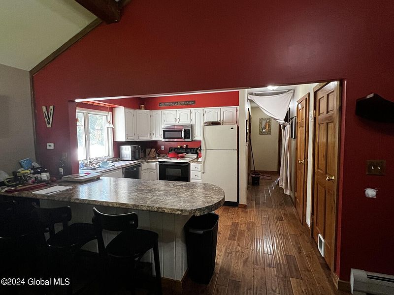 2nd image of 46 Sand Lake Springs Way