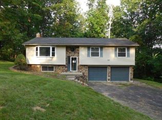 246 Briarwood Ln, Bedford, IN 47421