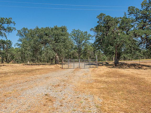 2nd image of 13575 Gas Point Rd