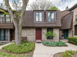706 Greenhills Dr, Ann Arbor, MI 48105