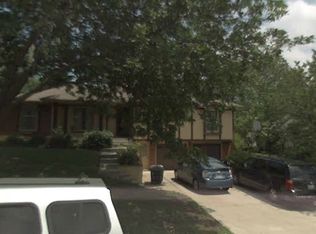 12731 Richmond Ave, Grandview, MO 64030