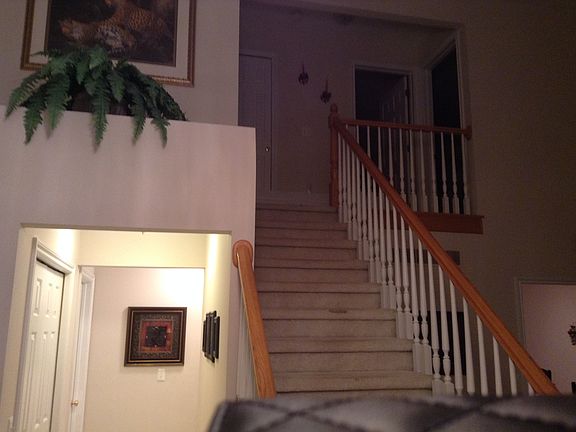 5th image of 15354 Clarence Dr