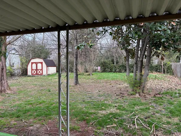 112 Ashland Dr, Frankfort, KY 40601