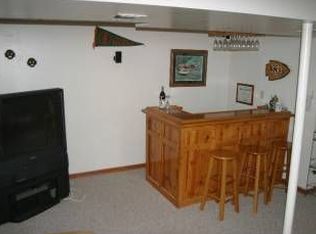 319 S Minter Rd, Grain Valley, MO 64029