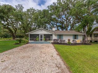 2265 Frederica Rd, Saint Simons Island, GA 31522