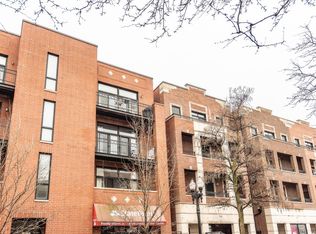 2243 W Irving Park Rd APT 4W, Chicago, IL 60618