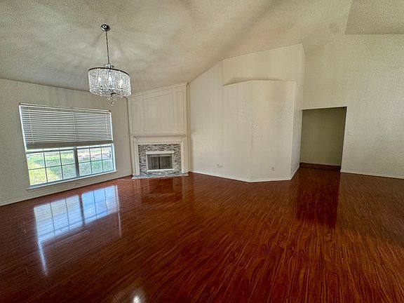 4th image of 4140 Hathaway Dr