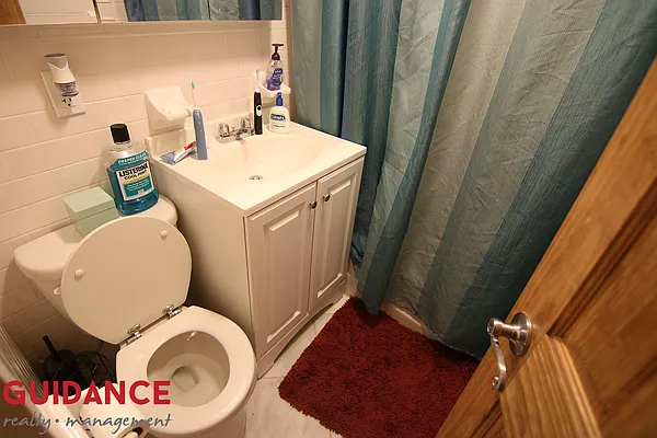 Rented by Guidance Realty Corp. | media 30