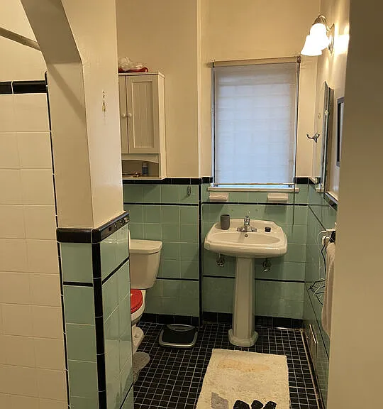 325 N Gardner St — Photo 8