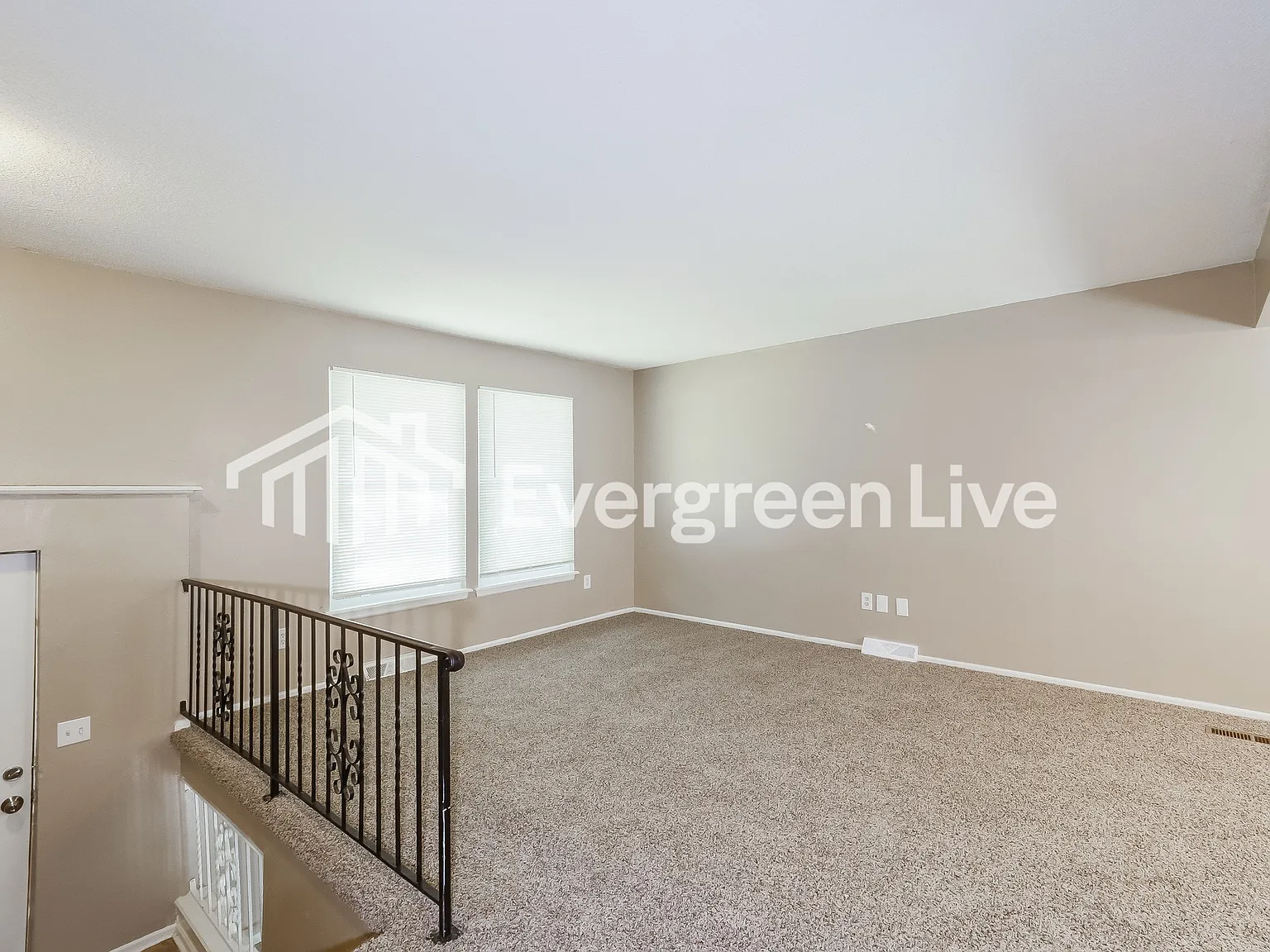 3 bed, 2.0 bath, 1300 sqft, $1,695 — Photo 4