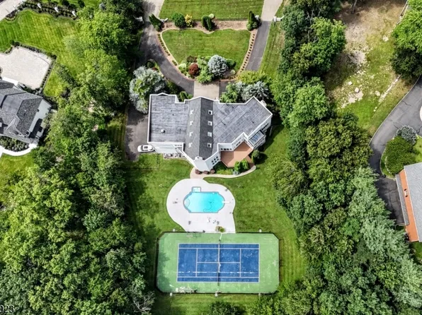 20 Burning Hollow Rd, Saddle River Boro, NJ 07458