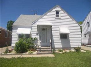 12413 Thraves Rd, Garfield Heights, OH 44125