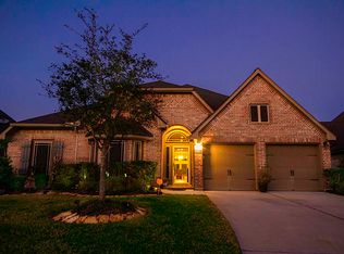4043 N Creekmont Dr, Fresno, TX 77545