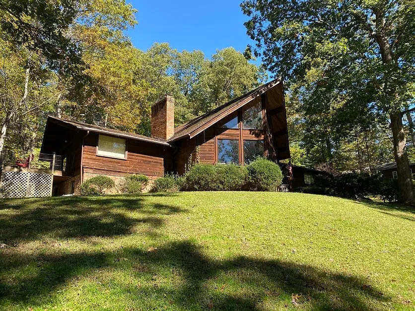 5 bed, 120 sqft, $1,050 — Photo 3