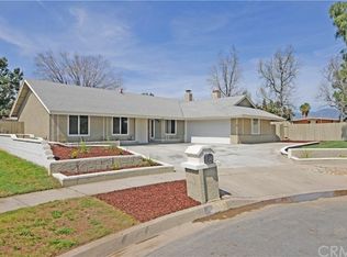 1880 N Magnolia Ave, Rialto, CA 92376