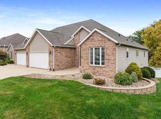 1910 Winston Pl, Waterloo, IA 50701