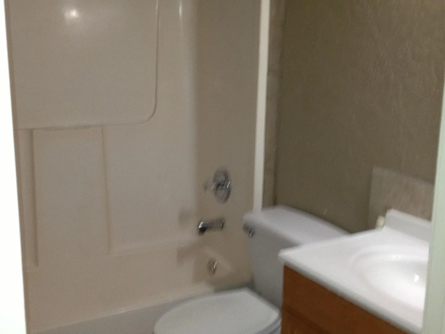 1320 18th Avenue SW - V1320 — Photo 3