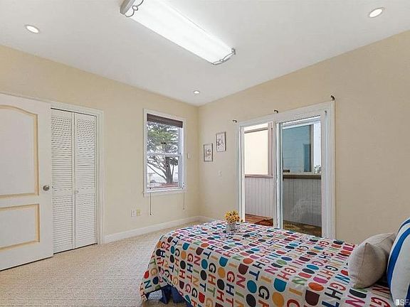 4th image of 2363 17th Ave #L