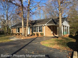 4425 Hampton Rd, Clemmons, NC 27012