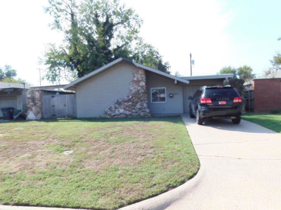 1st image of 717 Redbud Dr