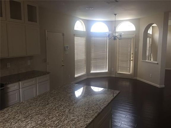 3rd image of 2919 Cheverny Dr
