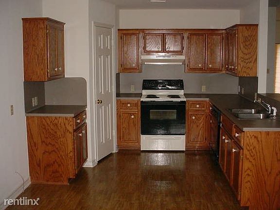 Brenna109kitchen