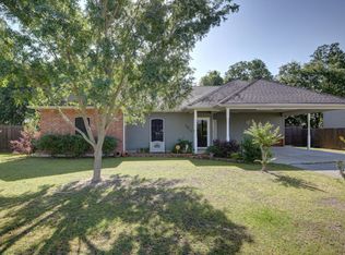 3819 Willow Bend Dr, New Iberia, LA 70563