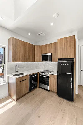 Kitchen, photo 1